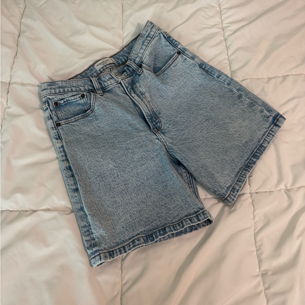 Abercrombie dad shorts :)